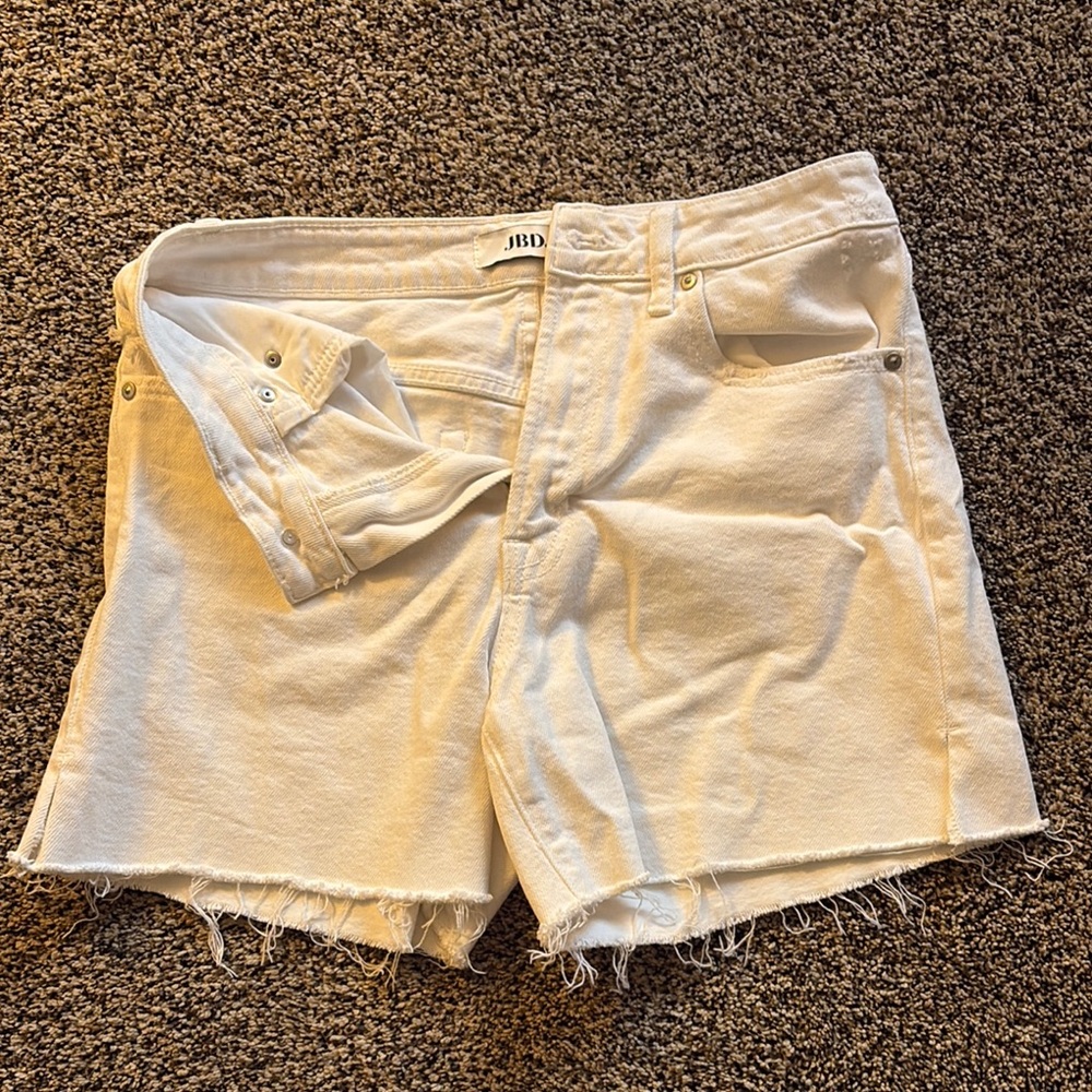 Just Black Cream Jean Shorts